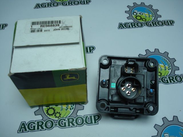 RE568839 (RE208786) Розетка електрична