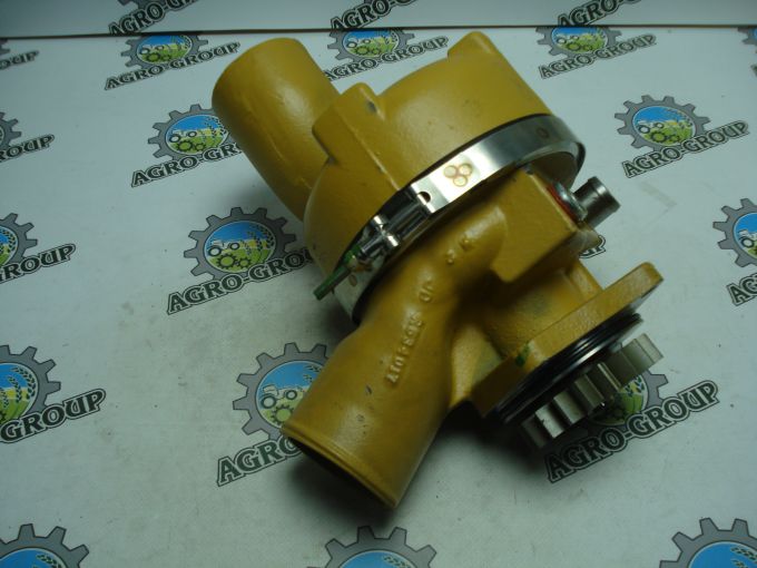 SE501592 (RE549153/RE545360/RE540308/RE530870) Водяний насос