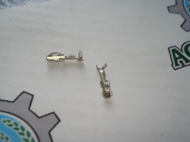 57M7519 Клема електричного розйому