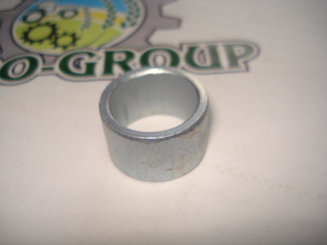 28H3473 Втулка розпору