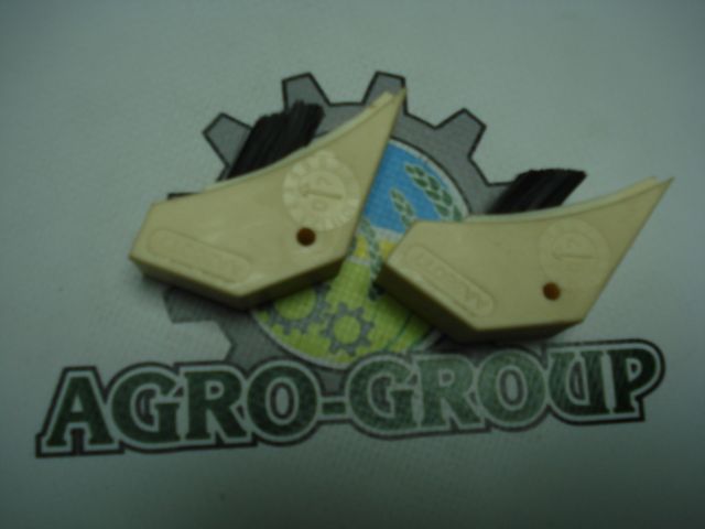 AA35660 Щітка висіваючого апарата