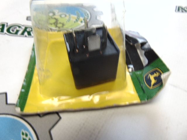 AH201526 (AH148758) Реле для напруги 12В.