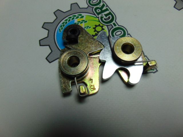 RE205602 Фіксатор