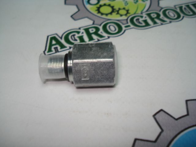 RE523854 Фітинг