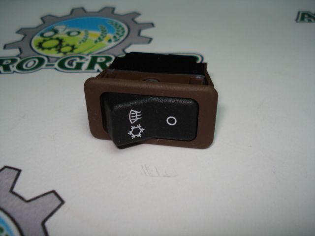 AZ61795 Перемикач